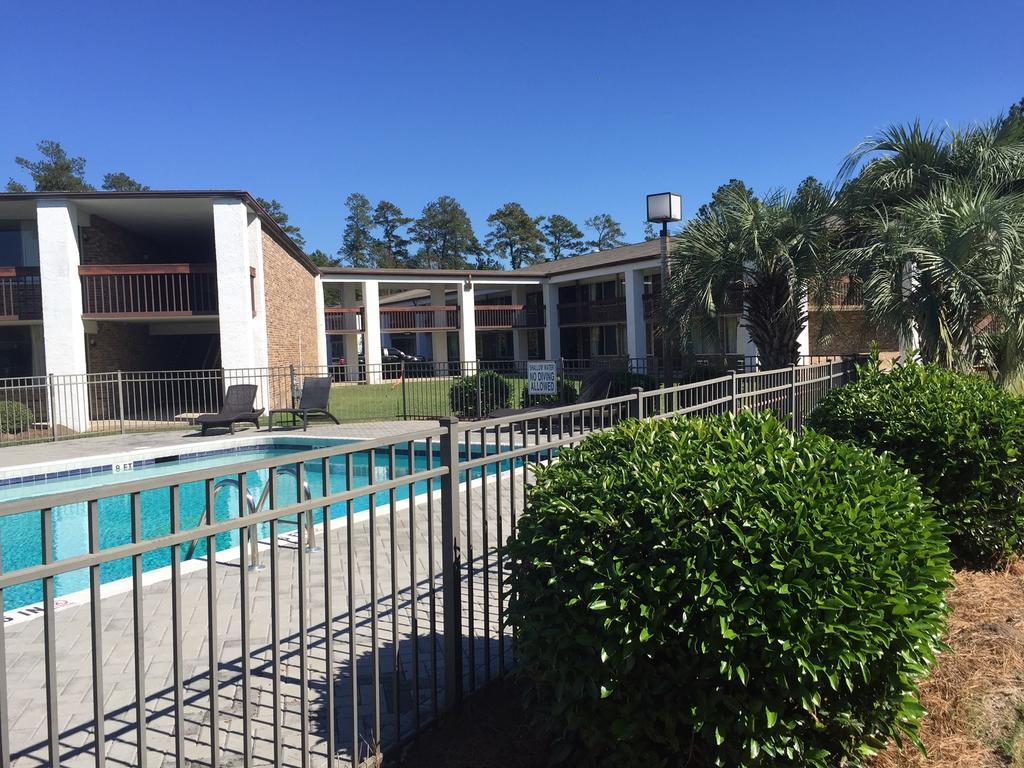 Landmark Inn Hartsville Dış mekan fotoğraf
