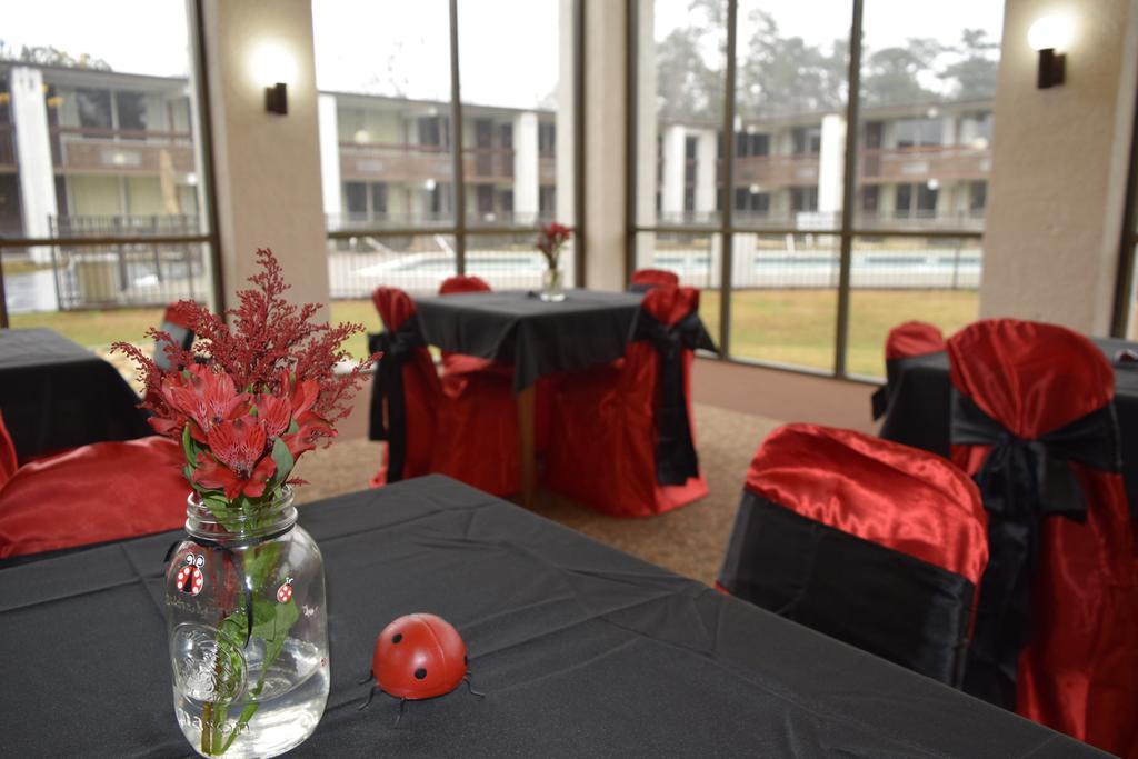 Landmark Inn Hartsville Dış mekan fotoğraf