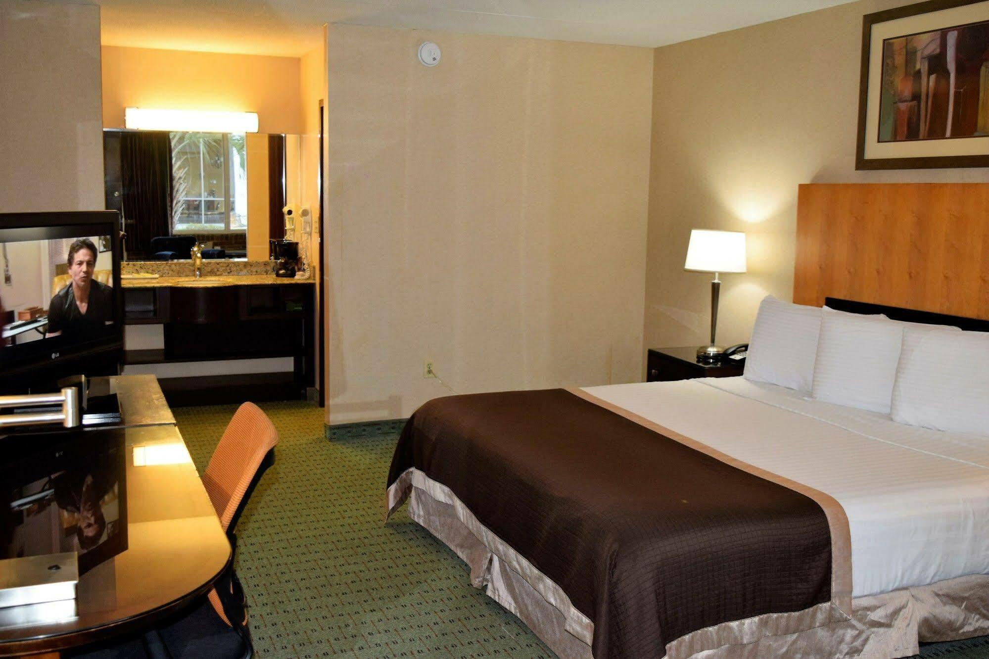 Landmark Inn Hartsville Dış mekan fotoğraf