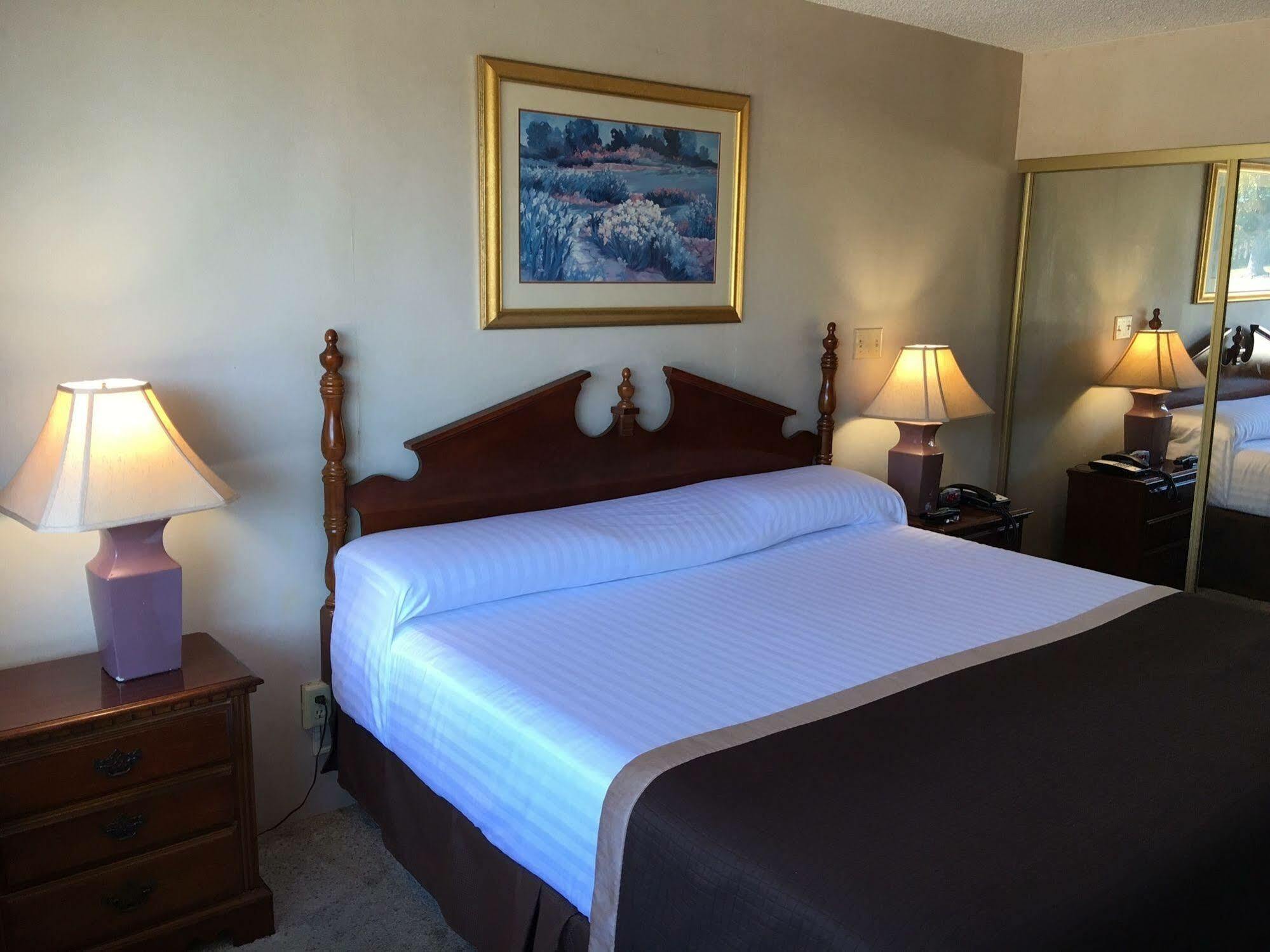 Landmark Inn Hartsville Dış mekan fotoğraf
